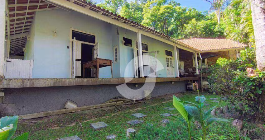 Casa com 3 dormitórios à venda, 310 m² por R$ 1.000.000,00 - Maria Paula - São Gonçalo/RJ