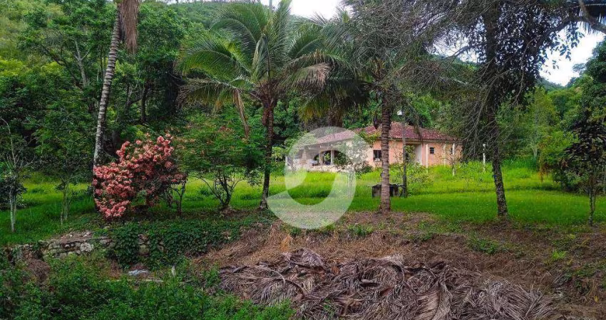Sítio com 5 dormitórios à venda, 190000 m² por R$ 750.000,00 - Pitangas - Tanguá/RJ