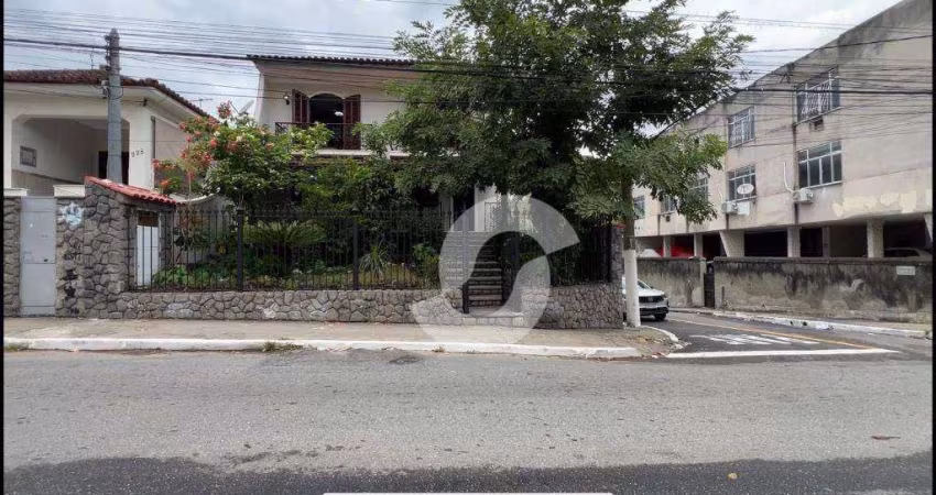 CASA DUPLEX toda reformada com churrasqueira e vaga para 4 carros