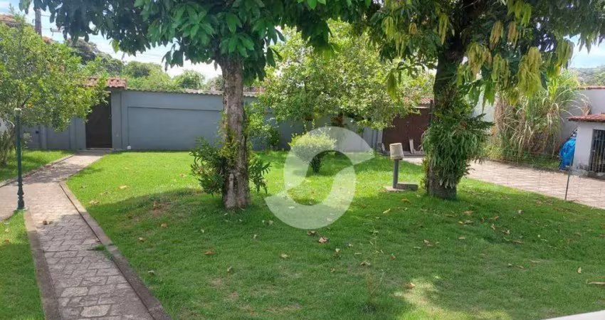 Casa com 3 quartos à venda na Avenida Lourival Menezes Vasconcelos, 30, Ipiíba, São Gonçalo
