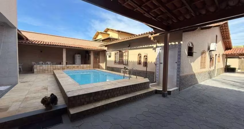 Casa com 3 dormitórios à venda, 296 m² por r$ 900.000,00 - serra grande - niterói/rj
