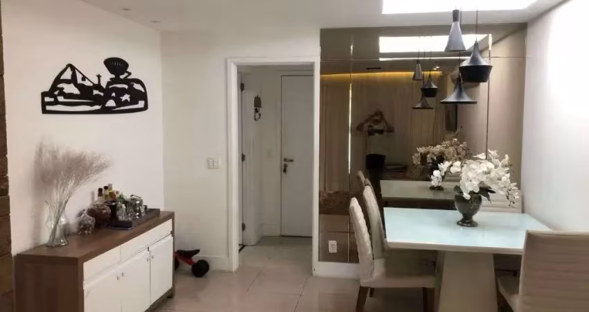 Apartamento com 2 dormitórios à venda, 86 m² por R$ 830.000,00 - Icaraí - Niterói/RJ