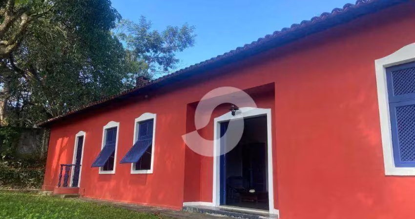 Casa com 3 dormitórios à venda, 150 m² por R$ 2.350.000,00 - Itaipu - Niterói/RJ