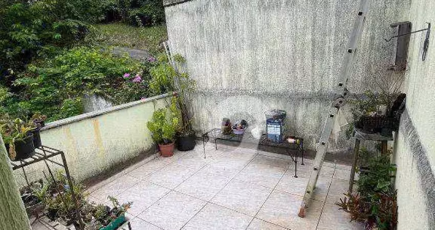 Casa no bairro do fonseca com uma planta ampla de 129 m2 possui caixa d´água de 1.000 lts e cisterna de 10.000 lts