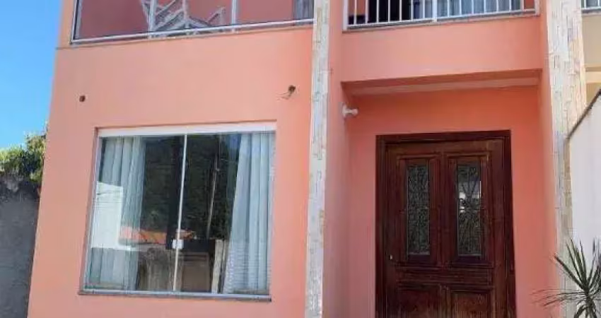 Casa com 4 quartos à venda na Rua Tupinambás, 216, São Francisco, Niterói