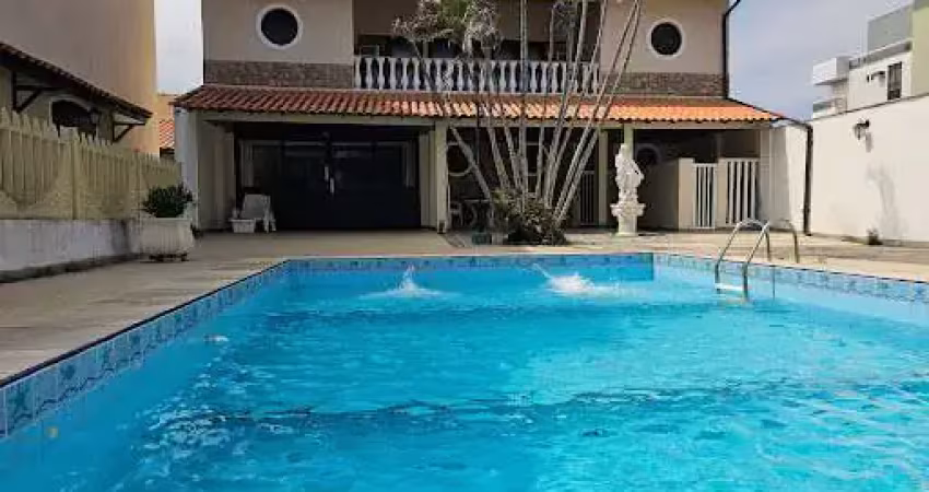 Casa com 2 dormitórios à venda, 216 m² por r$ 2.200.000,00 - praia de piratininga - niterói/rj
