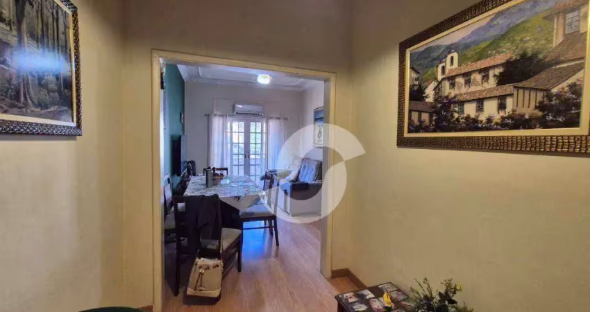 Apartamento de 90 m2, três quartos com varanda, mobiliado. centro, próximo às barcas e plaza shopping por r$ 460.000