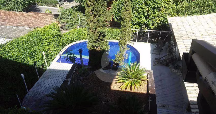 Casa à venda, 220 m² por R$ 2.100.000,00 - Pendotiba - Niterói/RJ