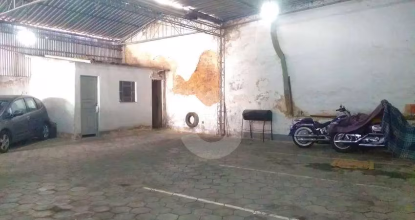 Terreno de 204m² no Ingá
