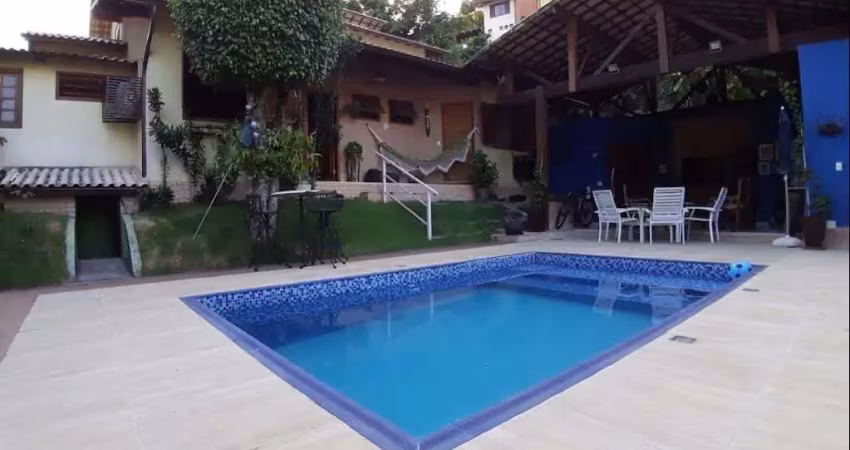 Casa à venda, 289 m² por R$ 1.350.000,00 - Badu - Niterói/RJ
