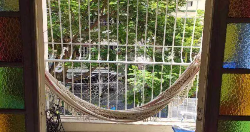 Apartamento com 3 dormitórios à venda, 155 m² por R$ 840.000,00 - Icaraí - Niterói/RJ