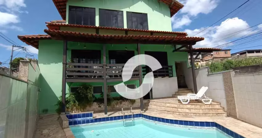 Casa com 3 dormitórios à venda, 270 m² por R$ 650.000,00 - Colubande - São Gonçalo/RJ