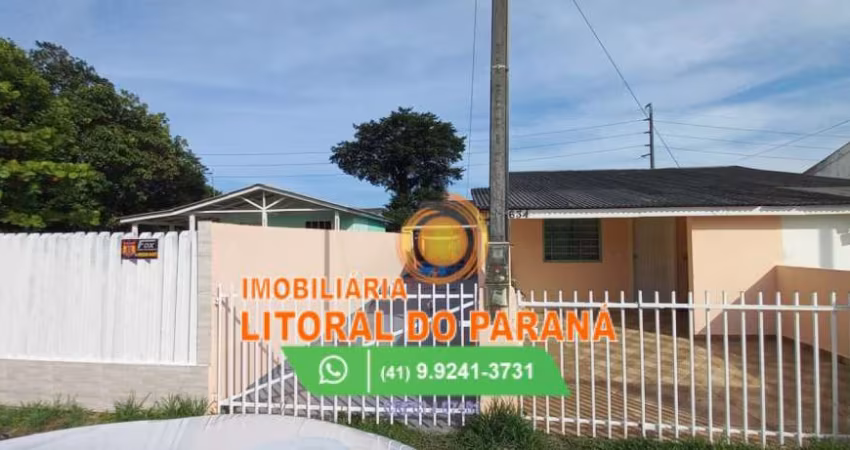 Casa - contém 2 imóveis no terreno - Balneário Canoas - Pontal do Paraná