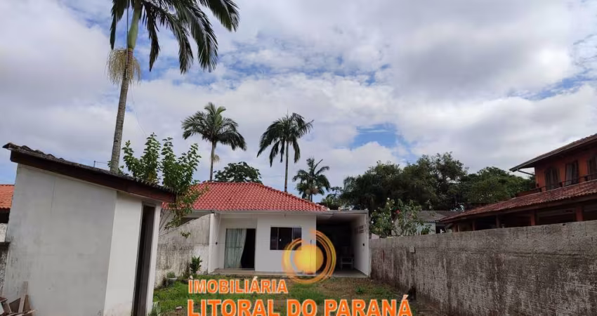 Casa 02 dormitórios com amplo terreno - Balneário Grajú - Pontal do Paraná