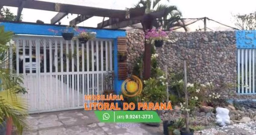 Casa Com Amplo jardim