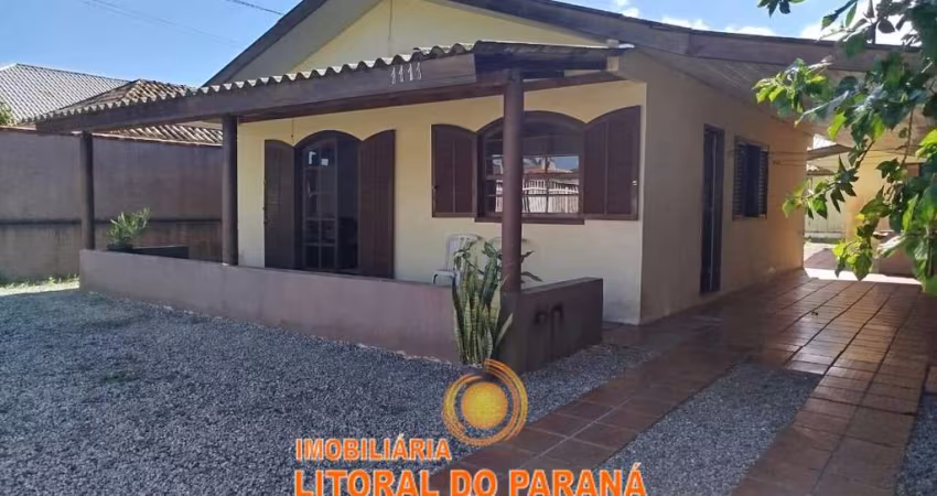Casa à venda no bairro Shangri-la - Pontal do Paraná/PR