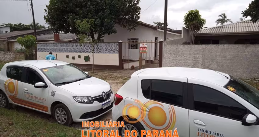 Casa com 03 dormitórios - Balneário Ipanema - Pontal do Paraná