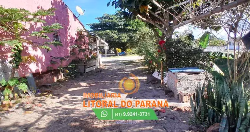 Duas casas e um ponto comercial á venda no baln. costa azul em matinhos