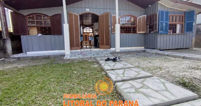 Casa à venda em Pontal do Paraná/PR