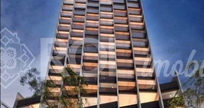 Loja Nova  com 467m² para locação ou venda na Av. Pompéia, próximo ao metro Vila Madalena.