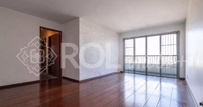 Apartamento de 3 quartos na Vila Madalena, São Paulo-SP: 1 suíte, 1 sala, 3 banheiros, 2 vagas de garagem - 114 m².