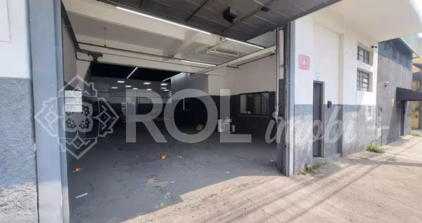 Galpão Comercial para Locação na Lapa, São Paulo-SP: 3 Salas, 4 Banheiros, 4 Vagas de Garagem, 410m² de Área