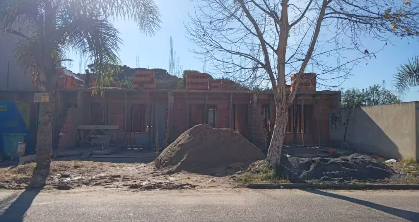 Excelentes sobrados em fase de construção  no bairro do cic, ótima localização.