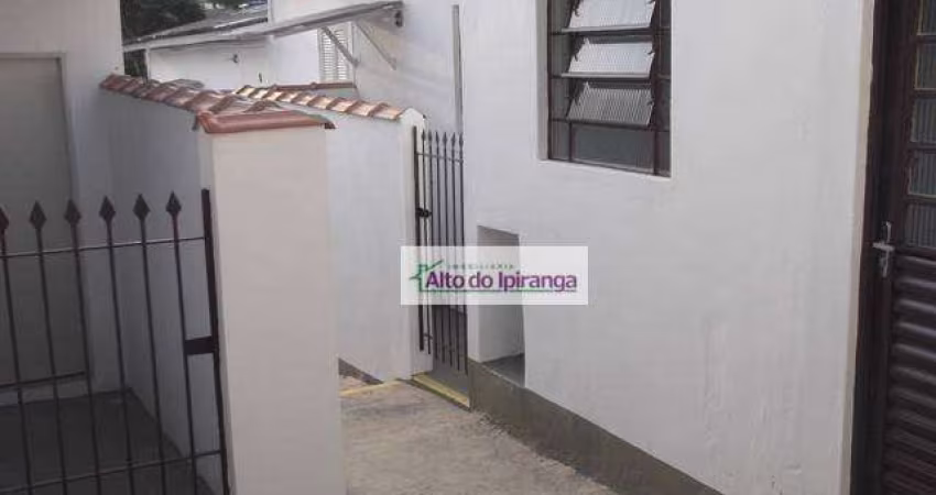 Casa com 1 dormitório para alugar, 40 m² por R$ 1.480,00/mês - Vila Gumercindo - São Paulo/SP