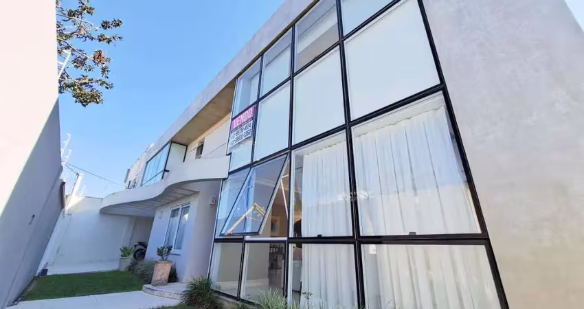 Casa individual 4 suítesà venda em cabo frio, novo portinho
