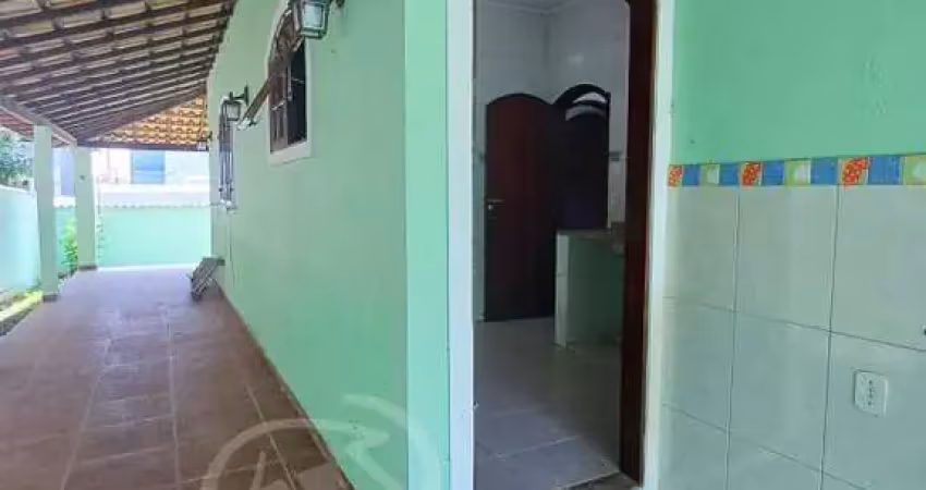 Casa individual à venda no Condomínio dos Pássaros
