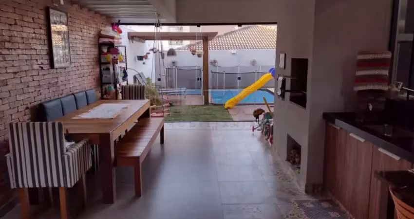 Casa em condomínio fechado com 3 quartos à venda na Avenida Maria Ranieri, Parque Viaduto, Bauru