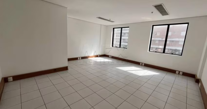 Sala comercial para alugar na Rua Rodrigo Romeiro, Centro, Bauru