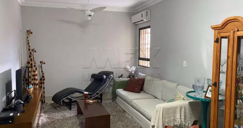 Casa com 3 quartos à venda na Rua Oliciar de Oliveira Guimarães, Jardim América, Bauru