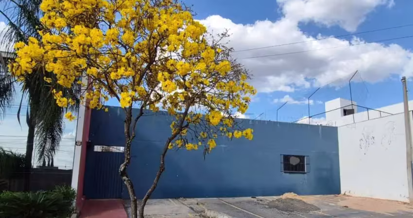 Sala comercial para alugar na Rua Vereador Leandro dos Santos Martins, Jardim Aeroporto, Bauru