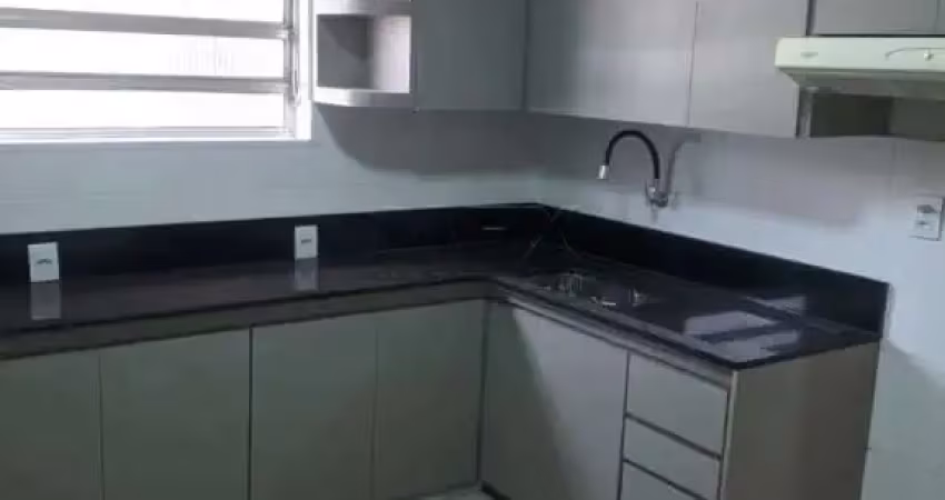 Apartamento com 2 quartos para alugar na Rua Cussy Júnior, Centro, Bauru