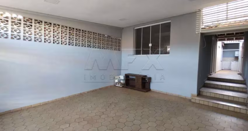 Casa com 3 quartos para alugar na Rua Doutor Fuas de Mattos Sabino, Jardim América, Bauru