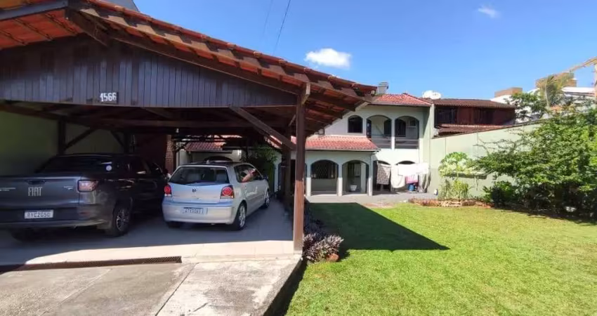 Casa com 2 quartos à venda no Iririú, Joinville 