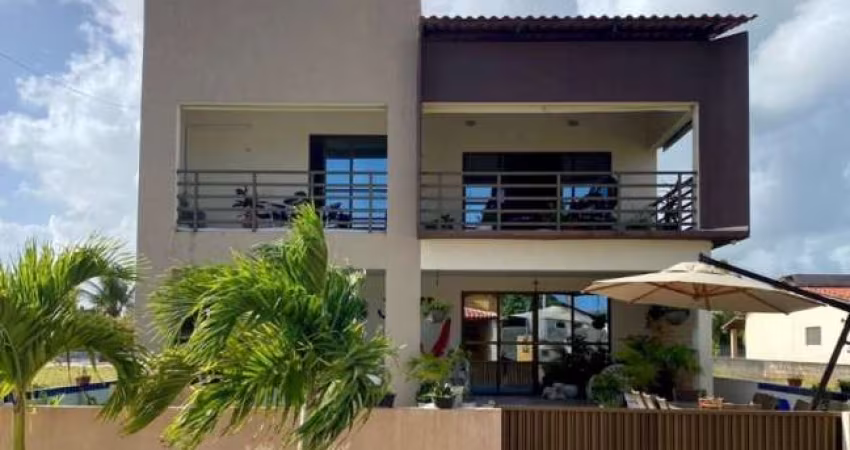Casa com 7 dormitórios à venda por R$ 950.000,00 - Camaçari - Lucena/PB