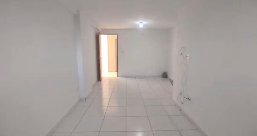 Apartamento com 3 dormitórios à venda por R$ 260.000,00 - Água Fria - João Pessoa/PB