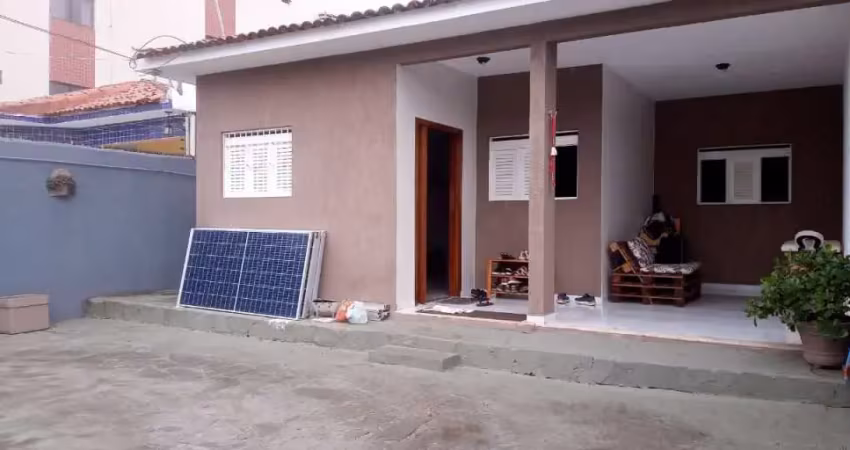 Casa com 3 dormitórios à venda, 135 m² por R$ 500.000,00 - Água Fria - João Pessoa/PB