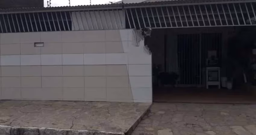 Casa com 3 dormitórios à venda por R$ 350.000,00 - Mangabeira - João Pessoa/PB