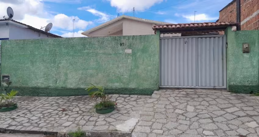 Casa com 2 dormitórios à venda, 90 m² por R$ 180.000,00 - Funcionários II - João Pessoa/PB