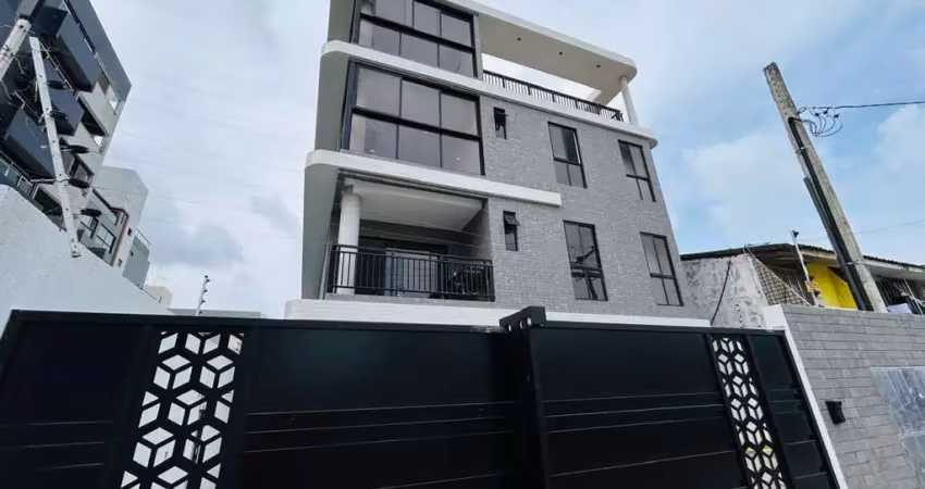 Apartamento com 2 dormitórios à venda, 101 m² por R$ 689.600,00 - Bessa - João Pessoa/PB