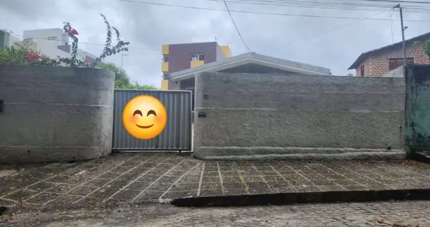 Casa à venda por R$ 700.000,00 - Bancários - João Pessoa/PB