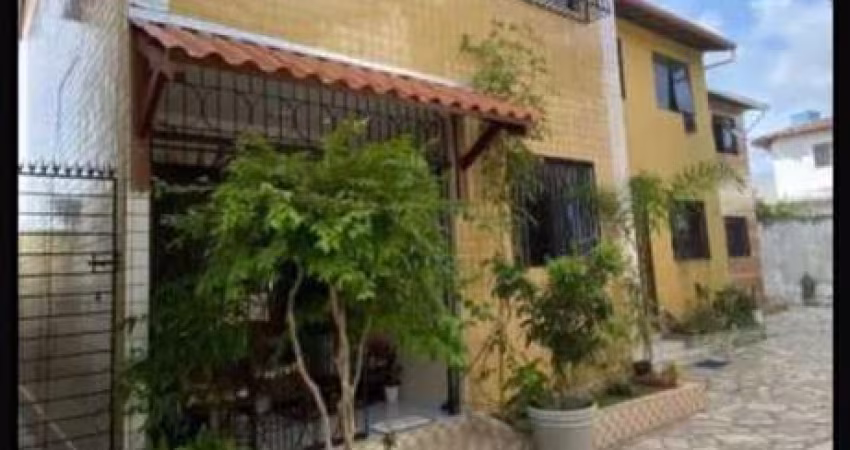 Casa com 3 dormitórios à venda por R$ 360.000 - Ernesto Geisel - João Pessoa/PB