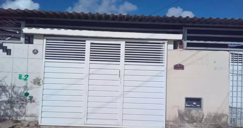 Casa com 3 dormitórios à venda por R$ 300.000 - José Américo de Almeida - João Pessoa/PB
