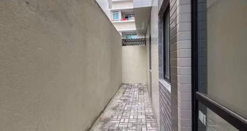 Apartamento com 2 dormitórios à venda, 49 m² por R$ 350.000,00 - Bessa - João Pessoa/PB