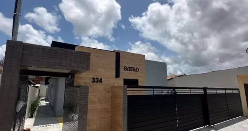 Casa com 2 dormitórios à venda por R$ 200.000 - Muçumagro - João Pessoa/PB