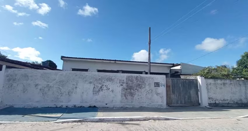Casa com 4 dormitórios à venda por R$ 450.000 - João Paulo II - João Pessoa/PB