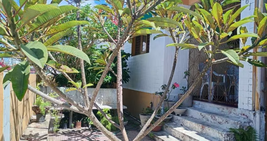 Casa com 4 dormitórios à venda, 189 m² por R$ 420.000 - Pedro Gondim - João Pessoa/PB